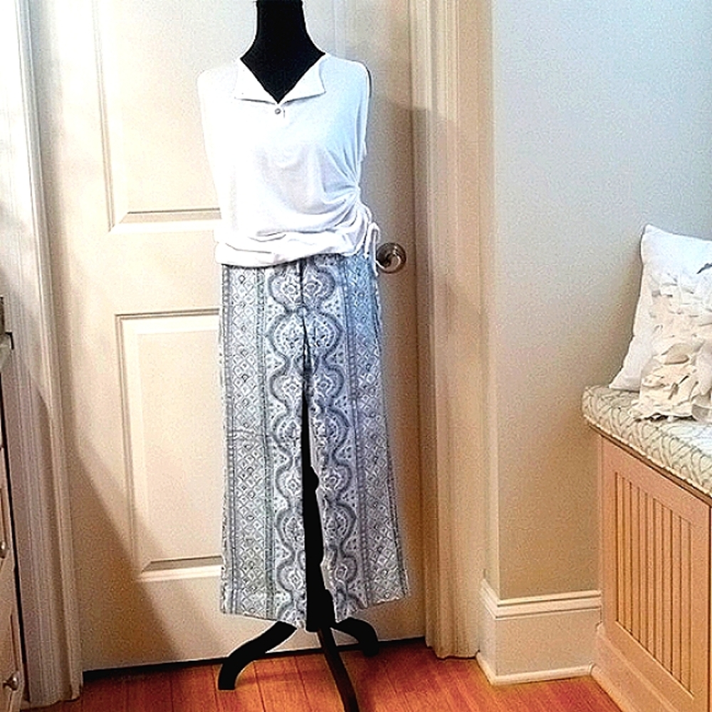 The Limited Cassidy Fit Paisley Pattern Capri Cropped Pants Women's Size 0